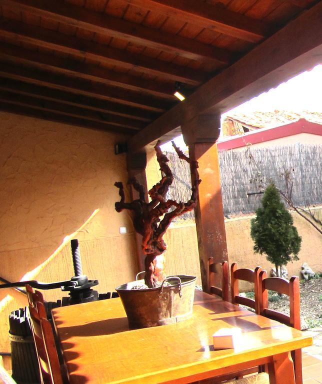 מלון סן אסטבן דה גורמז Casa Rural La Prensa De Vino מראה חיצוני תמונה